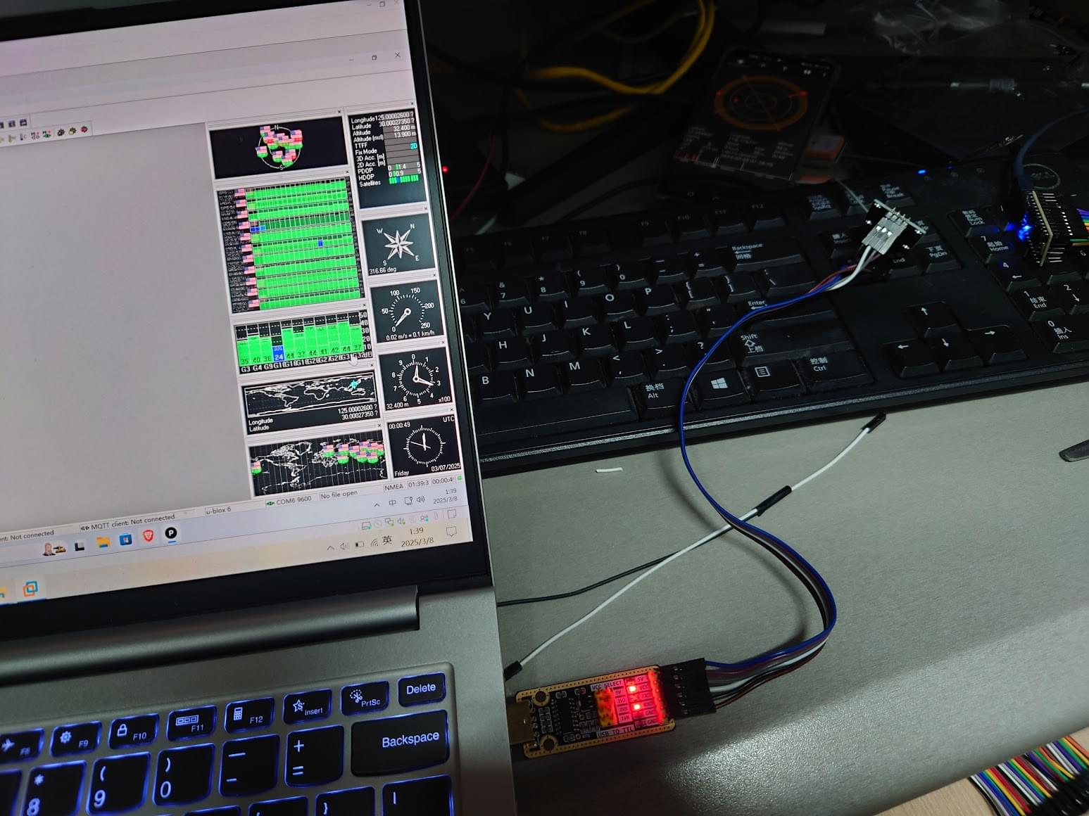 PC receives strong GPS signal and locks onto the fake position
