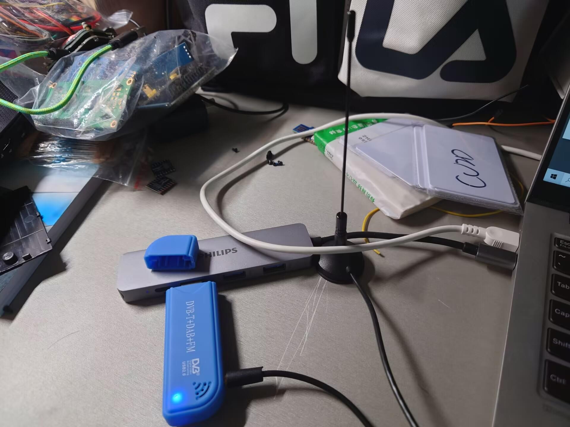 Original USB receiver + antenna